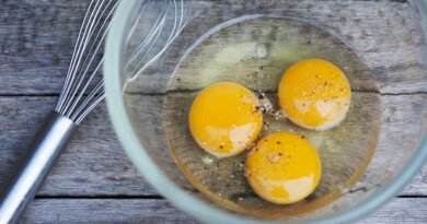 Omletas – tai ne šiaip kiaušinienė, su juo ne viskas taip paprasta.