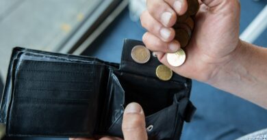 Pernai žemiau skurdo rizikos ribos Lietuvoje gyveno 620 tūkst. žmonių – 0,9 proc. daugiau nei 2023 m., skelbia Lietuvos duomenų agentūra (LDA).