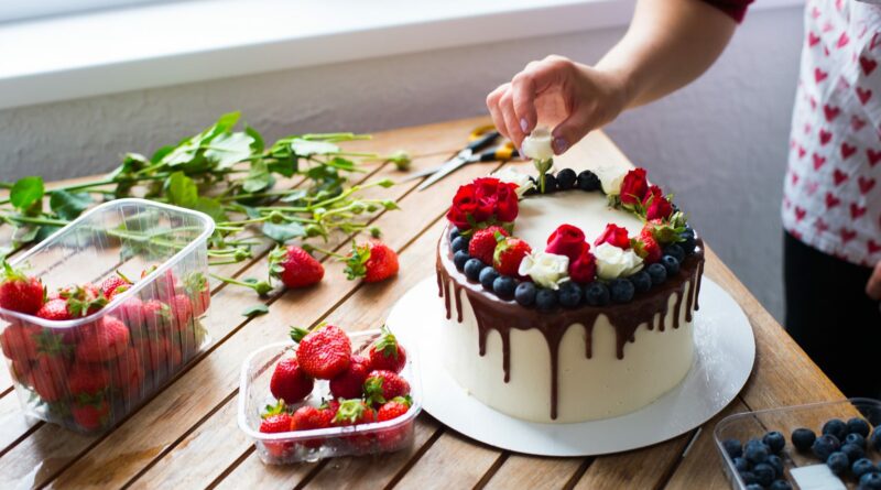 Naminiai tortai – vienas tradiciškiausių ir šilčiausių būdų pasveikinti mylimiausius ir artimiausius žmones svarbiomis progomis.