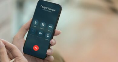 Praeitoje Seimo kadencijoje nepritarus siūlymui  Darbo kodekse numatyti nuotoliu dirbančių darbuotojų teisę po darbo valandų būti darbdavio nepasiekiamais, šis klausimas vėl atsirado politinėje darbotvarkėje.