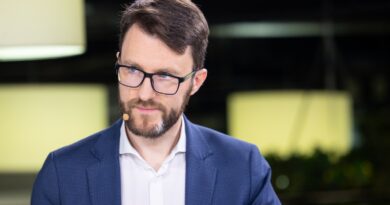 Seimui priėmus mokesčių pertvarką, kurioje numatytas lengvatinis gyventojų pajamų mokestis (GPM) asmenims, užsiimantiems žemės ūkiu, „Investors‘ Forum“ direktorius Vytautas Šilinskas mato riziką, kad šia išlyga naudosis ne tik ūkininkai.