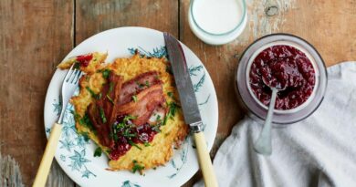 Bulvių tarkių blynai – pamėgtas patiekalas daugelyje pasaulio virtuvių.