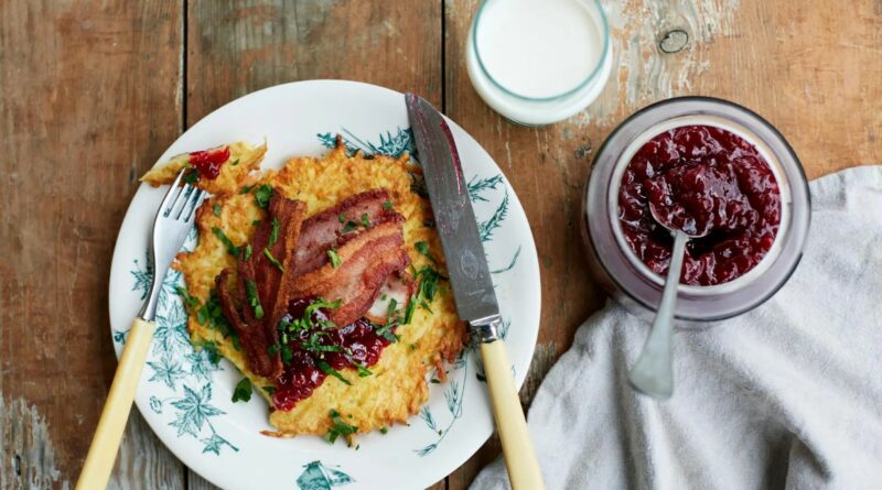 Bulvių tarkių blynai – pamėgtas patiekalas daugelyje pasaulio virtuvių.