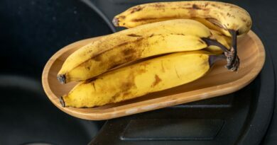 Ar žinote, kodėl bananas laikui bėgant tamsėja?