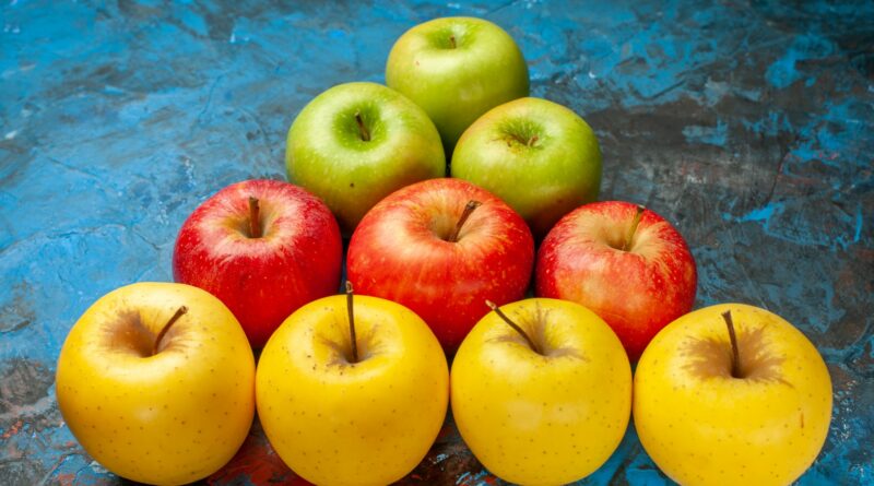 Obuoliai – tikri vaisių čempionai pagal savo naudą žmogaus organizmui. Juos valgome pusryčiams, dedame į košes ir salotas, iš jų gaminamas sidras bei desertai.