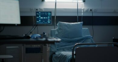 Praėjusią savaitę į šalies ligonines buvo paguldyta 301 gripu sergantis asmuo, dar 13 žmonių nuo šios ligos mirė, pirmadienį pranešė Nacionalinis visuomenės sveikatos centras (NVSC).