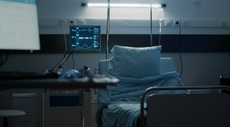 Praėjusią savaitę į šalies ligonines buvo paguldyta 301 gripu sergantis asmuo, dar 13 žmonių nuo šios ligos mirė, pirmadienį pranešė Nacionalinis visuomenės sveikatos centras (NVSC).