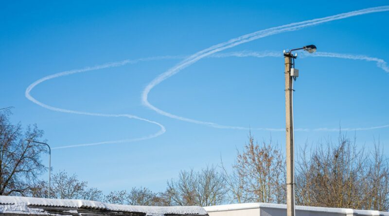 Lietuvos hidrometeorologijos tarnyba skelbia, kad savaitgalį kai kuriose Lietuvos vietose oras gali sušilti iki 7-9 laipsnių šilumos.