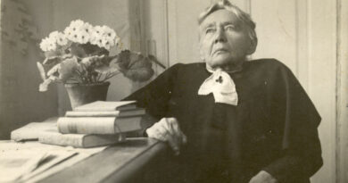 Bitė: būti kitam pačiose įvairiausiose gyvenimo sferose