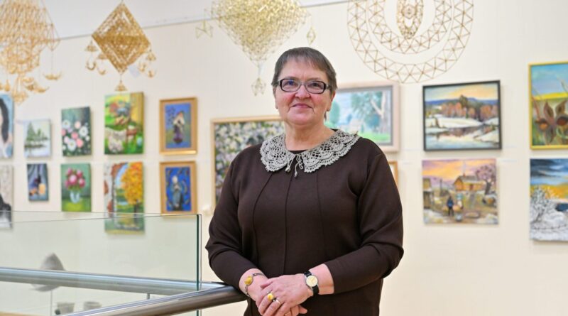 Iš siūlo, medžio ir šiaudo