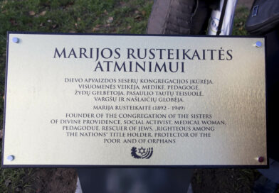 Gyvenimą paskyrusi Dievui ir žmonėms