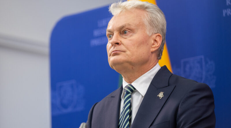 Gyventojai labiausiai pasitiki prezidentu, toliau rikiuojasi Tapinas ir Žemaitaitis