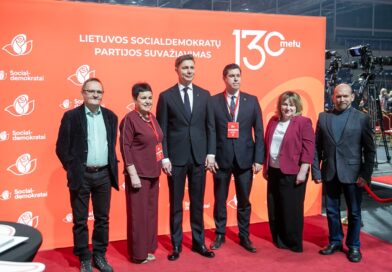 Laikinai Lietuvos socialdemokratų partijai (LSDP) vadovaujantis Mindaugas Sinkevičius penktadienį išrinktas šios politinės jėgos pirmininku.