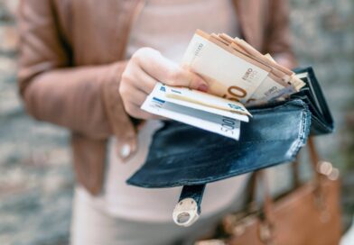 Lietuviai finansinę padėtį vertina geriau negu latviai ir estai