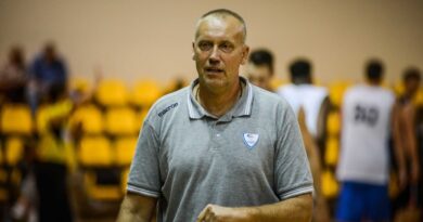 Rimas Kurtinaitis patogiai įsitaisė pirmoje „Cido“ arenos eilėje ir ramiai be didesnių emocijų stebėjo Europos taurės akistatą tarp Panevėžio „Lietkabelio“ ir Maskvos srities „Chimki“ ekipos.