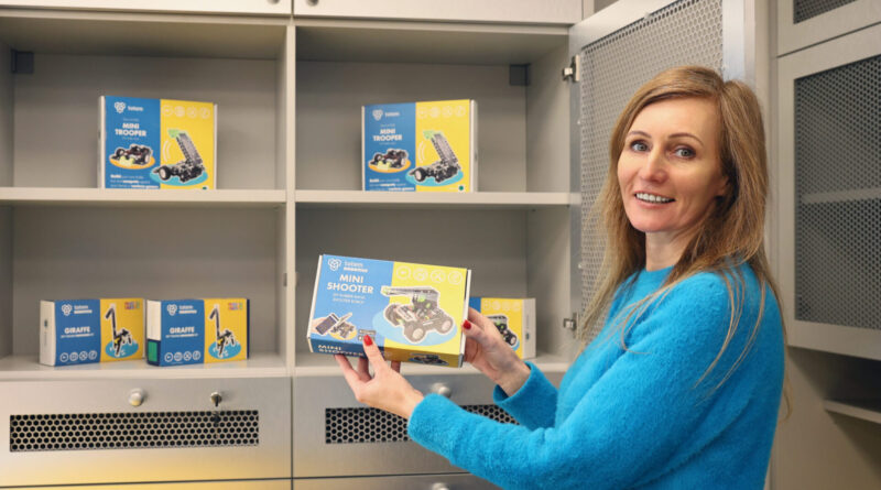 „Mama, liko paskutinis puslapis. Leisk pabaigti, o tada jau bark!“ – vaikystės nuotykį prisimena Neringa ANTANAITIENĖ, Gabrielės Petkevičaitės-Bitės bibliotekos Vaikų ir jaunimo kultūrinės edukacijos skyriaus edukatorė.