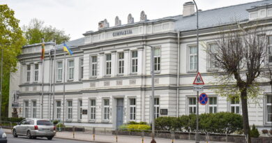 Augantis atotrūkis tarp Panevėžio gimnazijų ugdymo rezultatų pasiekė tokį lygį, kai apie kai kurių jų uždarymą kaip išeitį jau pradeda šnekėti net pati bendruomenė.