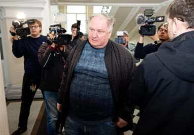 Seksualinio pobūdžio nusikaltimais prieš vaikus kaltinamas buvęs kunigas Tadas Švedavičius per posėdį Vilniaus apygardos teisme iš dalies pripažino savo kaltę dėl jam pareikštų kaltinimų.